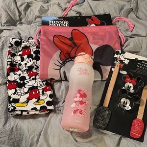Disney Mini mouse lot-NWT String back, 40oz water bottle, cookie cutters,towels